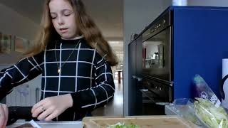 Zalm wraps  Lekker en gezond [upl. by Ailecnarf]