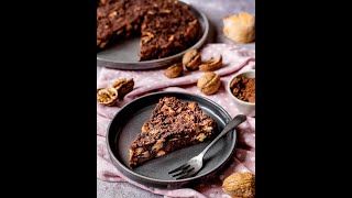 Torta di pane raffermo al cacao e noci [upl. by Idnis]