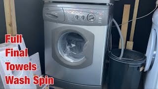 Hotpoint Aquarius WMA58 washing machine  Full colourfast cotton 60 final spin [upl. by Kluge]