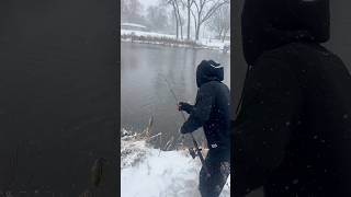 Catching a snow bass ⛄️ snow fishing fish fishingvideo Fishit438 [upl. by Atteniuq221]