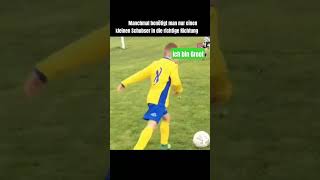 Fussball Comedy Meme Kinder schubsen 😂 funny lustig memes lol soccer keepertraining youth [upl. by Bekha]