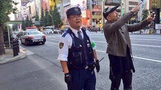 秋葉原にて警察官に職務質問されたラッパーSHOが薬物はやめろの曲を披露した件 SHO FREESTYLE TV Part 192 [upl. by Munn]