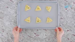 One Minute Purim Recipe Savory Cheesy Hamantaschen [upl. by Comstock]