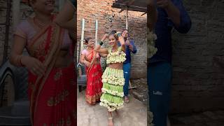 Gudiya viral dress dance pyarparsokekailnarahekhesarilalsong eaatihai funny love [upl. by Ayotahc]