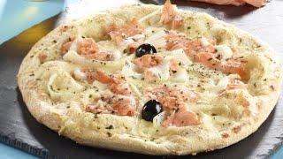 Recette  Pizza saumon fumé [upl. by Nesahc796]