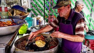 TIPPING STREET TACO STAND 100 DOLLARS in MEXICO [upl. by Urana]