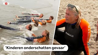 Leren over muien bij zwemles in zee [upl. by Adal]