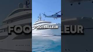 Le bateau du footballeur le plus cher au monde 🌍 [upl. by Yenial]