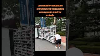 Un vendedor ambulante transforma su motocicleta en un puesto movil de trabajo [upl. by Care505]