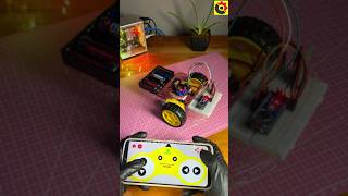 Bluetooth control car with 2WD car kit arduino bluetooth srituhobby srituhobby [upl. by Letnuahc]