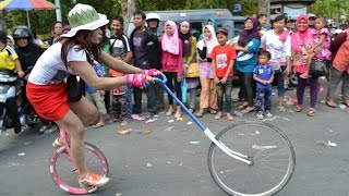 Atraksi Sepeda Unik dan Lucu di Kota Bojonegoro [upl. by Dotty]